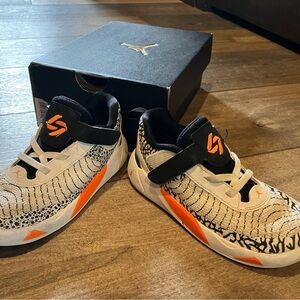 Toddler Jordans Luka 1